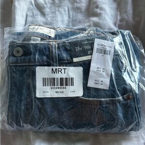 Abercrombie Curve Love Ultra High Rise 90s jeans